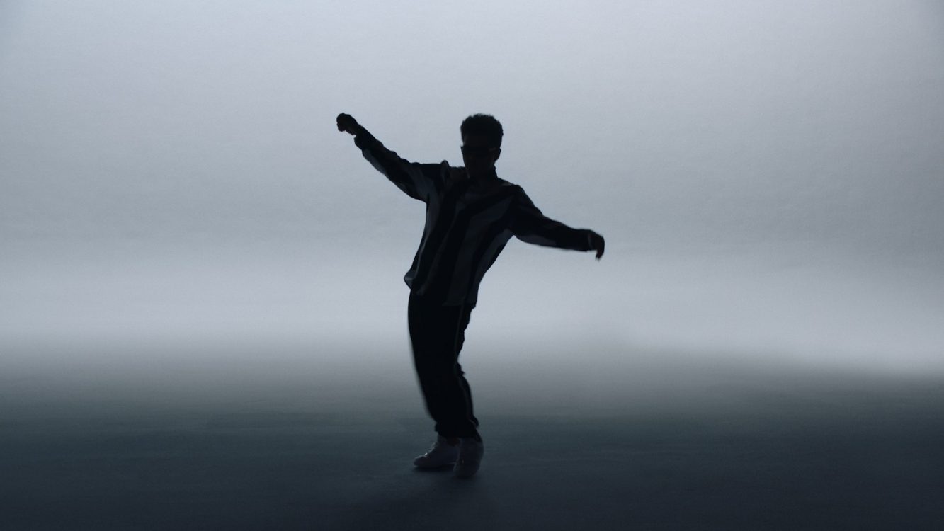 ブルーノ・マーズ、新曲MV「that’s what i like」でキレッキレなダンスを披露
