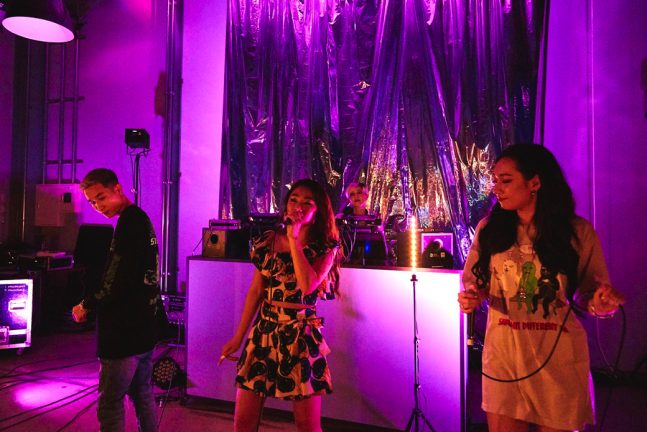 PARA-国境を越え繋がったRIRI,KEIJU,Julia Wu,3人による夏のひととき